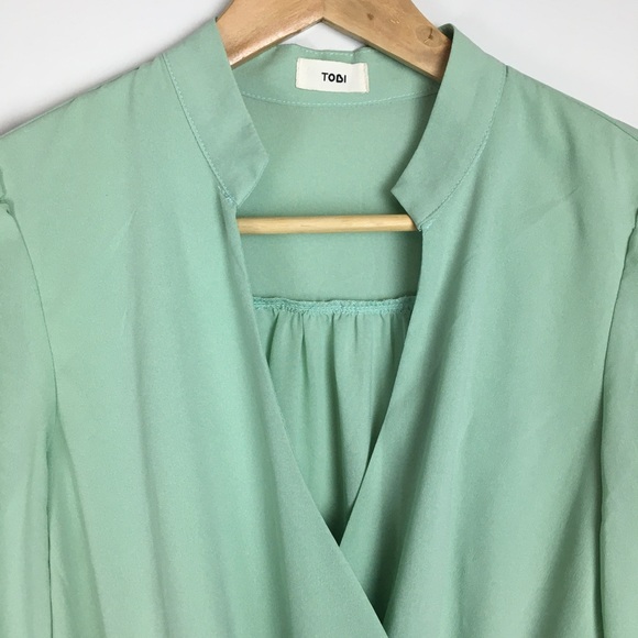 🌿3 for $25🌿 Tobi Longsleeved Wrap-Front Dress in Mint - Picture 2 of 8